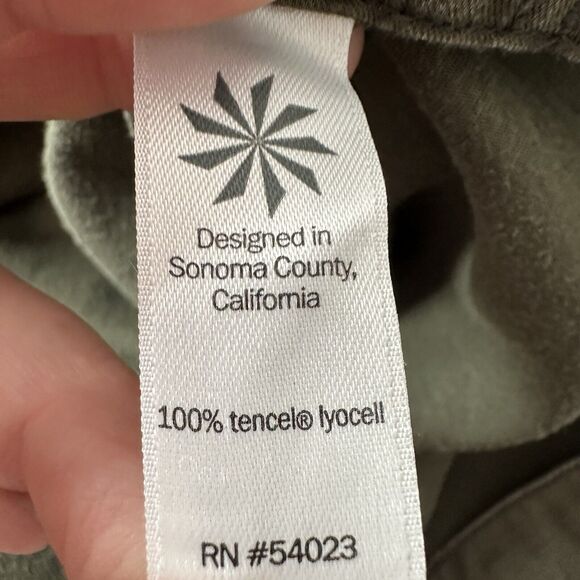 Athleta Tank Top Womens Small Green Hayes Olive Army Outdoor Longline Lyocell - Picture 6 of 11